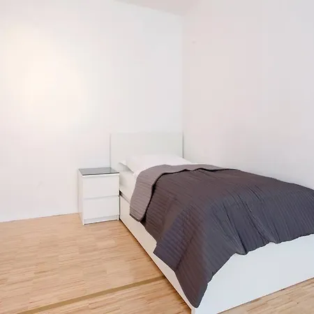 Exclusive 2-room Souterrain * 뉘른베르크