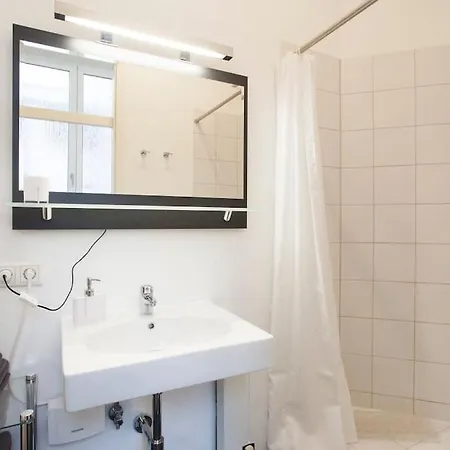 Exclusive 2-room Souterrain * 뉘른베르크