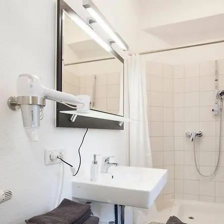 Exclusive 2-room Souterrain * 뉘른베르크