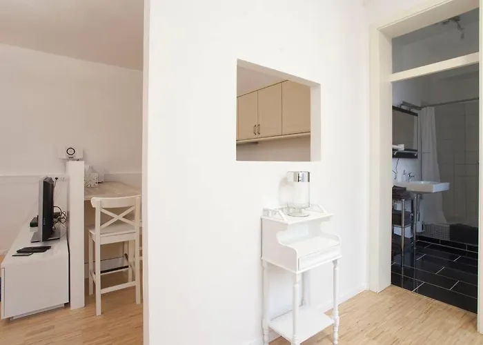 شقة Exclusive 2-room Souterrain *